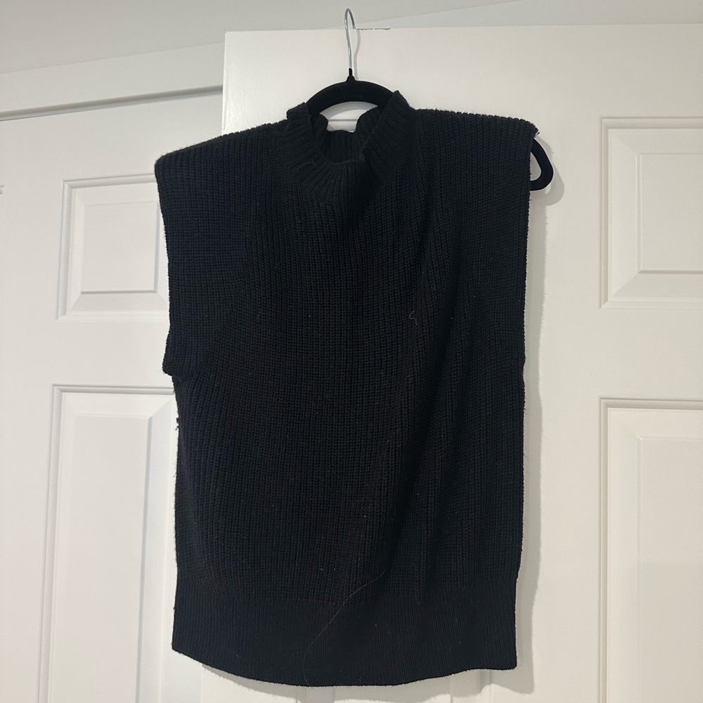 Aritzia Black Sleeveless Knit Sweater | Women’s Size M